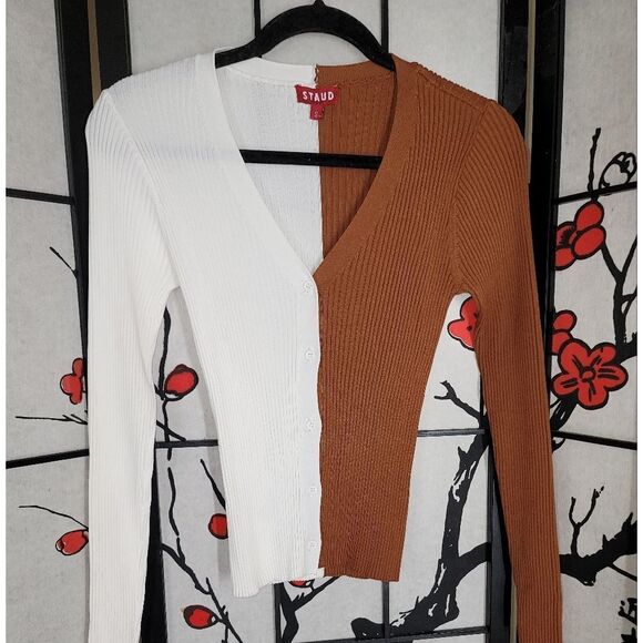 STAUD Colorblock Ribbed Contrast VNeck Sweater - White and Brown - Picture 2 of 10